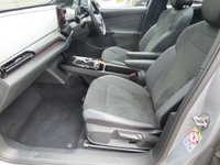 USED 2022 72 VOLKSWAGEN ID.5 Pro Performance 77kWh Style SUV 5dr Electric Auto (204 ps)+2 KEYS+1 FORMER KEEPER+CRUISE+PANORAMIC SUNROOF+CLIMATE+BLUETOOTH+NAV+MEDIA+USB+AUX+DAB+ALLOYS+PARK CONTROL 2 KEYS+1 FORMER KEEPER+CRUISE+PANORAMIC SUNROOF+CLIMATE+BLUETOOTH+NAV+MEDIA+USB+AUX+DAB+ALLOYS+PARK CONTROL+HPI CLEAR