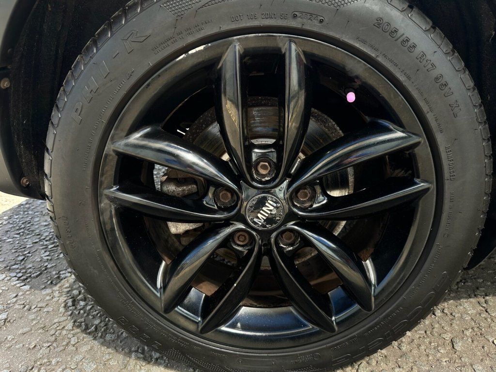 2012 Mini Countryman thumbnail 17