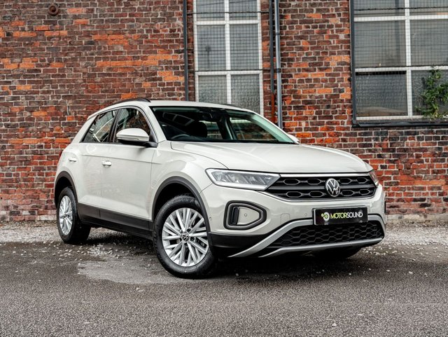 View our VOLKSWAGEN T-ROC