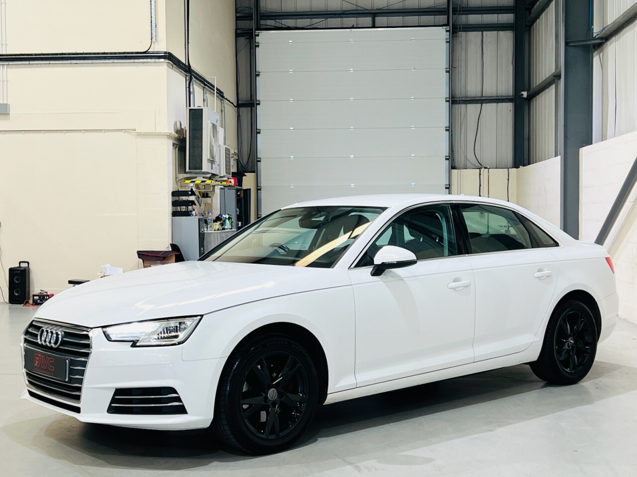 2016 Audi A4 thumbnail 13