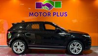 USED 2022 22 LAND ROVER RANGE ROVER EVOQUE 1.5 P300e 12.2kWh R-Dynamic SE SUV 5dr Petrol Plug-in Hybrid Auto 4WD Euro 6 (s/s) (309 ps) Hybrid 4x4. Plug In. Spec'd.