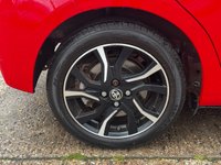 USED 2016 66 TOYOTA YARIS 1.33 Dual VVT-i Design Hatchback 5dr Petrol Manual Euro 6 (99 ps) Bluetooth,rev cam,isofix