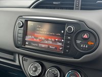 USED 2016 66 TOYOTA YARIS 1.33 Dual VVT-i Design Hatchback 5dr Petrol Manual Euro 6 (99 ps) Bluetooth,rev cam,isofix