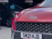 USED 2021 21 HYUNDAI KONA 1.0 T-GDi MHEV SE Connect 5dr - LOW MILEAGE R/CAM | DAB | CRUISE | APPLE