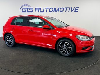 2019 VOLKSWAGEN GOLF 1.6 TDI MATCH FIVE DOOR 115 BHP + SAT NAV + PARKING SENSORS &pound;12490.00