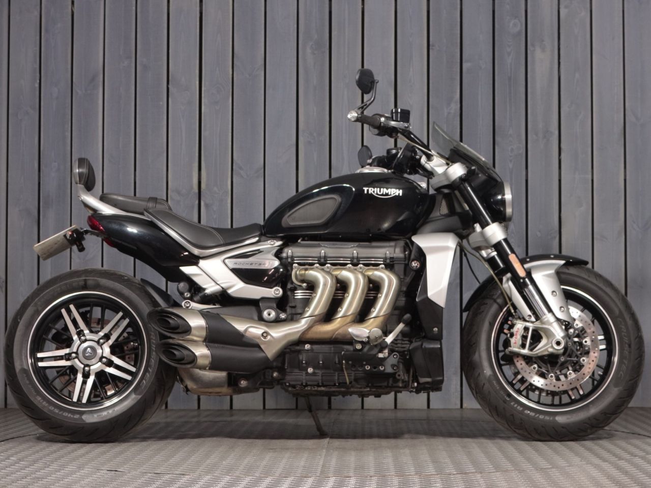 TRIUMPH ROCKET III