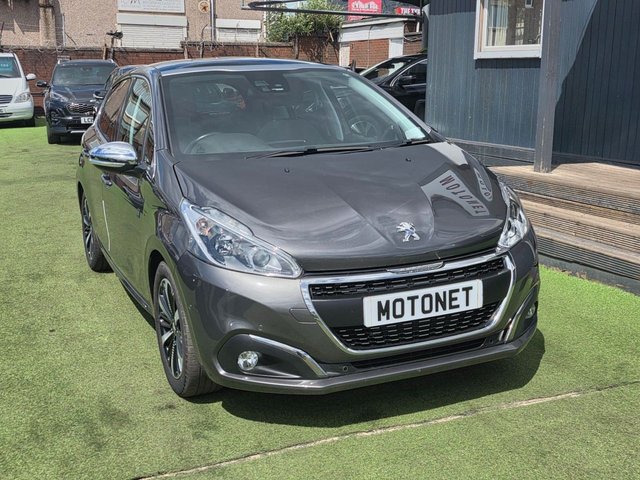 View our PEUGEOT 208