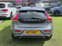 USED 2015 15 VOLVO V40 1.6 D2 R-Design Hatchback 5dr Diesel Manual Euro 5 (s/s) (115 ps) +++FREE 12 MONTHS WARRANTY+++