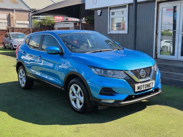 View our NISSAN QASHQAI