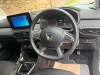USED 2022 22 DACIA SANDERO 1.0 TCe Comfort Hatchback 5dr Petrol Manual Euro 6 (s/s) (90 ps) 1 OWNER, EXCELLENT SERVICE HISTORY, 3 SERVICES, 1YR MOT, NAV, ALLOYS, AIR CON, BLUETOOTH, CRUISE, PARKING SENSORS, RADIO CD, E/WINDOWS, R/LOCKING, FREE WARRANTY, FINANCE AVAILABLE, HPI CLEAR, PART EXCHANGE WELCOME,