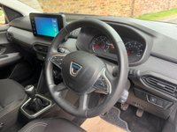 USED 2022 22 DACIA SANDERO 1.0 TCe Comfort Hatchback 5dr Petrol Manual Euro 6 (s/s) (90 ps) 1 OWNER, EXCELLENT SERVICE HISTORY, 3 SERVICES, 1YR MOT, NAV, ALLOYS, AIR CON, BLUETOOTH, CRUISE, PARKING SENSORS, RADIO CD, E/WINDOWS, R/LOCKING, FREE WARRANTY, FINANCE AVAILABLE, HPI CLEAR, PART EXCHANGE WELCOME,