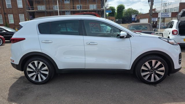 View our KIA SPORTAGE
