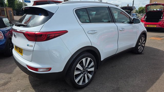 View our KIA SPORTAGE