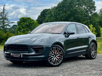 2023 PORSCHE MACAN
