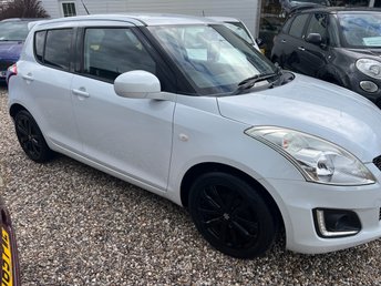 2016 SUZUKI SWIFT