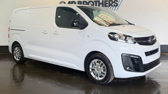 2022 VAUXHALL VIVARO