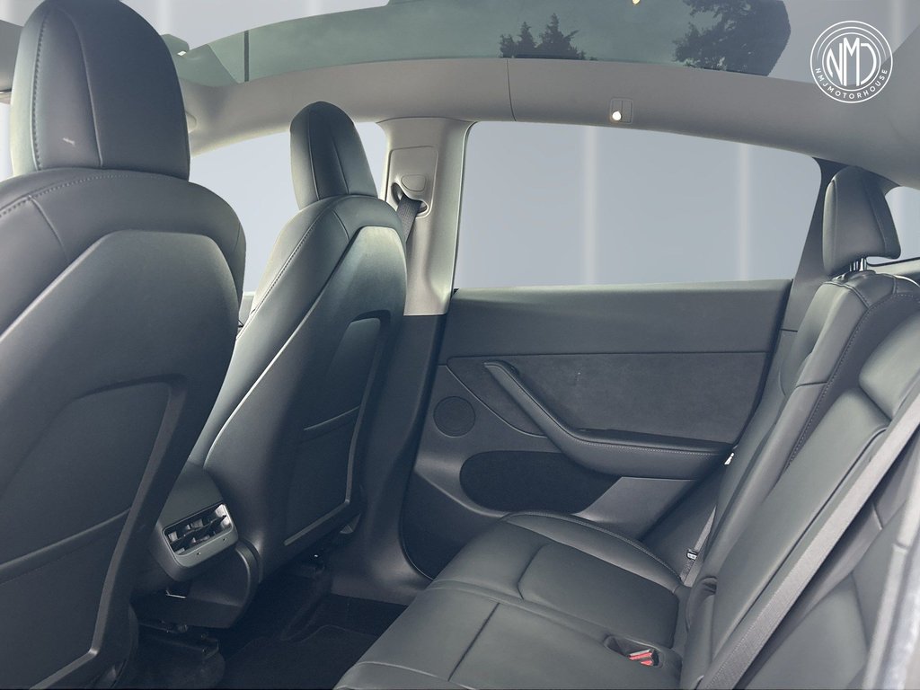 USED 2022 22 TESLA MODEL Y (Dual Motor) Long Range Auto 4WDE 5dr 9.9%APR 20" ALLOYS BLACK INT