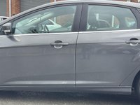 USED 2015 65 FORD FOCUS 1.0T EcoBoost Zetec Hatchback 5dr Petrol Auto Euro 6 (s/s) (125 ps) AUTO + SENSORS