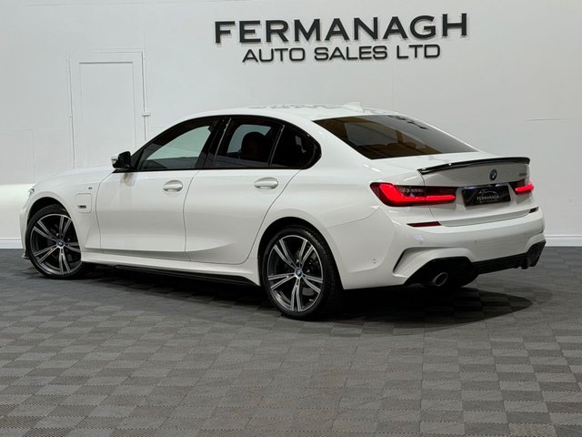 View our BMW 3 SERIES
