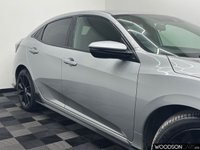 USED 2020 70 HONDA CIVIC 1.5 VTEC Turbo Sport Hatchback 5dr Petrol Manual Euro 6 (s/s) (182 ps) Sat Nav / Apple Car Play / DAB Radio / Bluetooth / Reverse Camera
