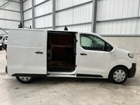 USED 2022 22 PEUGEOT EXPERT 1.5 BLUEHDI 100PS MWB PROFESSIONAL PREMIUM - NO VAT 1 OWNER, 1 YEARS MOT, BIG SPEC
