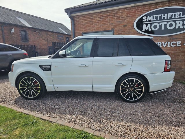 View our LAND ROVER RANGE ROVER SPORT