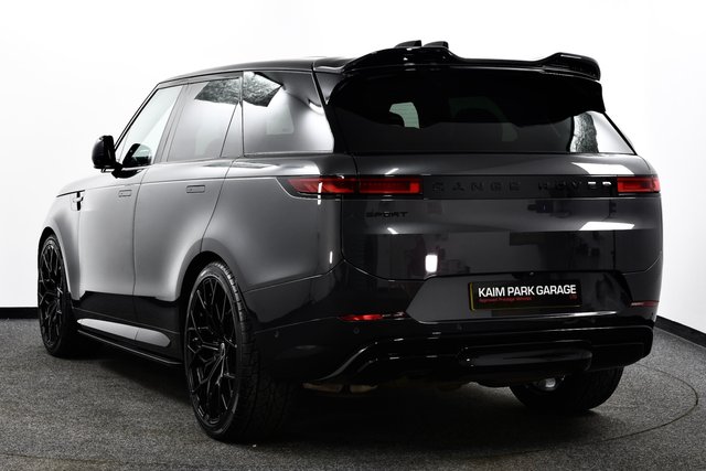 USED 2025 74 LAND ROVER RANGE ROVER SPORT 3.0 D300 MHEV Dynamic SE SUV 5dr Diesel Auto 4WD Euro 6 (s/s) (300 ps) &pound;13k Extras | Bespoke | 1 Off