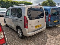USED 2020 20 VAUXHALL COMBO LIFE 1.5 Turbo D Elite MPV 5dr Diesel Auto Euro 6 (s/s) (130 ps) 5 Seater MPV K20