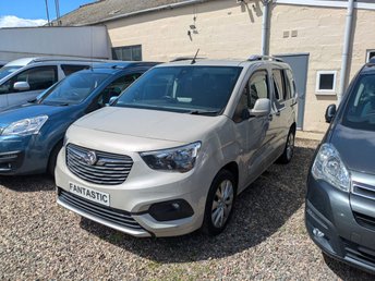 View our VAUXHALL COMBO LIFE