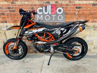 USED 2020 20 KTM 690 SMC R SUPERMOTO TRADE SALE
