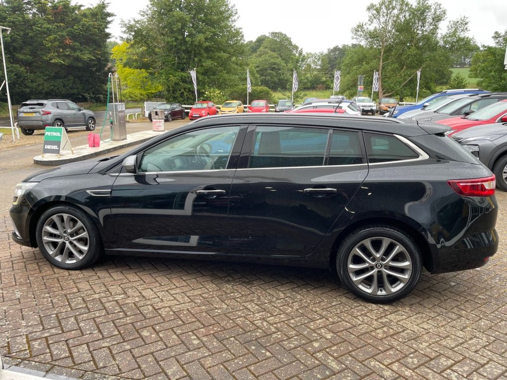 USED 2017 67 RENAULT MEGANE 1.6 dCi GT Line Nav Sport Tourer 5dr Diesel Manual Euro 6 (s/s) (130 ps) 