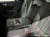 USED 2020 20 VOLVO XC40 1.5 T3 R-Design SUV 5dr Petrol Auto Euro 6 (s/s) (163 ps) 20",Rear Camera,CarPlay,Wireless Charger,Advance Safety Pack