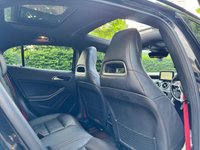 USED 2015 65 MERCEDES-BENZ GLA 2.1 GLA220d AMG Line (Premium Plus) SUV 5dr Diesel 7G-DCT 4MATIC Euro 6 (s/s) (170 ps) 