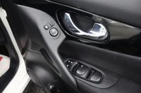 USED 2016 NISSAN QASHQAI 1.5 dCi N-Connecta SUV 5dr Diesel Manual 2WD Euro 6 (s/s) (110 ps) FULL SERVICE HISTORY / 360 CAMERAS / PAN ROOF / FINANCE