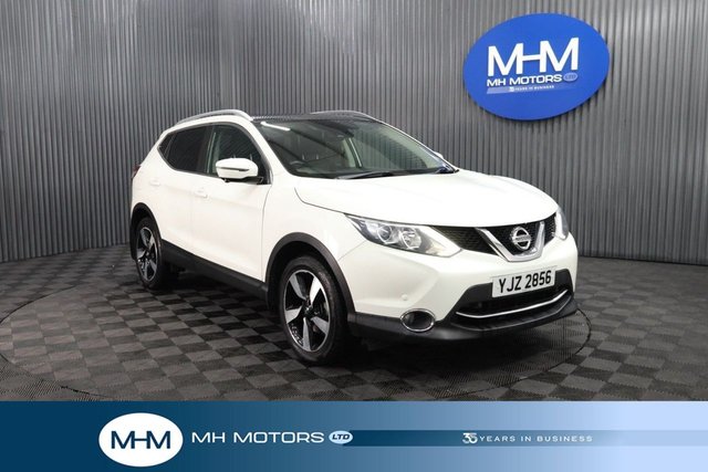 View our NISSAN QASHQAI