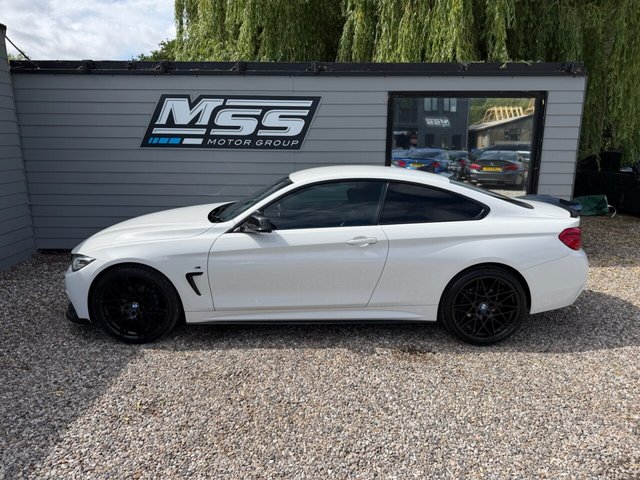 View our BMW 4 SERIES
