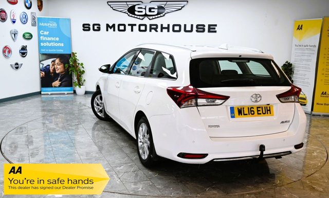 View our TOYOTA AURIS