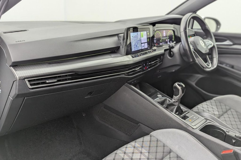 USED 2021 21 VOLKSWAGEN GOLF 1.5 TSI R-Line Hatchback 5dr Petrol Manual Euro 6 (s/s) (130 ps) Car Play, Cruise, Sensors