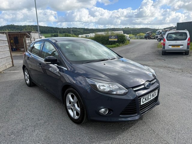 View our FORD FOCUS