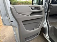 USED 2021 70 MAN TGE 2.0 3100d Box 2dr Diesel Manual FWD LWB Euro 6 (s/s) (102 ps) Tail lift - Service history -2 keys