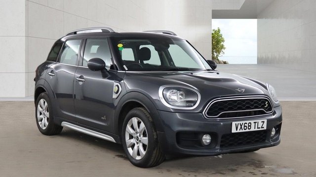 View our MINI Countryman 1.5 7.6kWh GPF Cooper SE SUV 5dr Petrol Plug-in Hybrid Auto ALL4 Euro 6 (s/s) (224 ps)