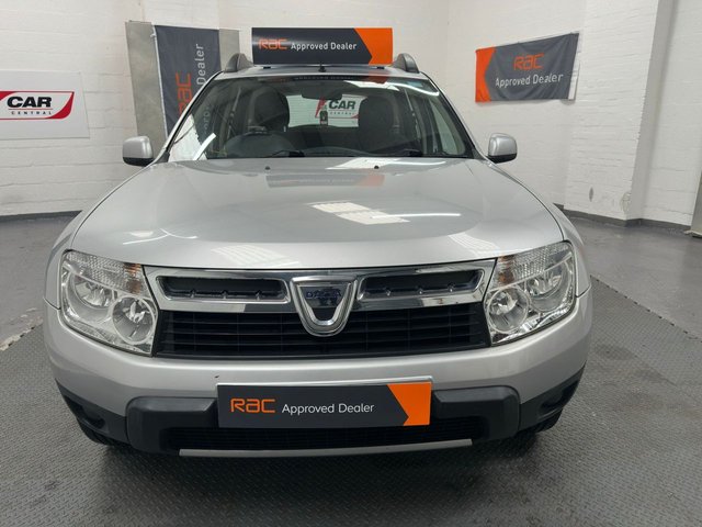 View our DACIA DUSTER