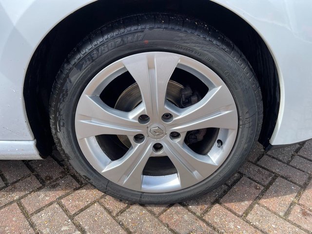 View our RENAULT MEGANE