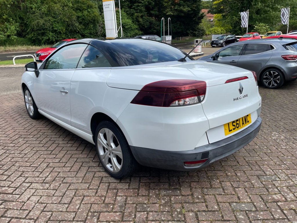 USED 2011 61 RENAULT MEGANE 1.9 dCi Dynamique TomTom Convertible 2dr Diesel Manual Euro 5 (130 ps) 