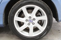 USED 2013 13 VOLVO V60 2.4 D5 SE Lux Nav Euro 5 (s/s) 5dr MASSIVE SPECIFICATION-NEW BELT