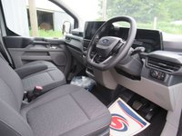 USED 2026 26 FORD TRANSIT CUSTOM 2.5 320 Duratec 11.8kWh Limited Crew Van 5dr Petrol Plug-in Hybrid Auto L2 Euro 6 (232 ps) NO WET BELT TO WORRY ABOUT