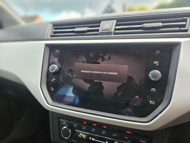 View our SEAT ARONA