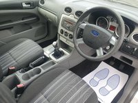 USED 2010 10 FORD FOCUS 1.6 Style Hatchback 5dr Petrol Manual (159 g/km, 99 bhp) LOW-MILEAGE