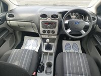 USED 2010 10 FORD FOCUS 1.6 Style Hatchback 5dr Petrol Manual (159 g/km, 99 bhp) LOW-MILEAGE