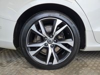USED 2020 69 VOLVO V60 2.0h T8 Twin Engine 11.6kWh R-Design Plus Estate 5dr Petrol Plug-in Hybrid Auto AWD Euro 6 (s/s) (390 ps) 